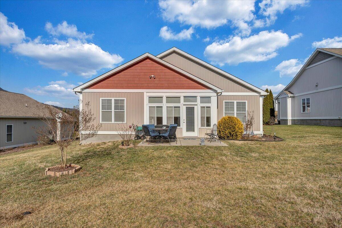 25 Ventura CT