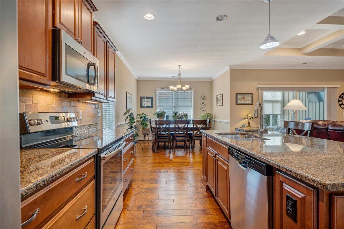 25 Ventura CT