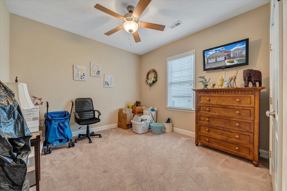 25 Ventura CT