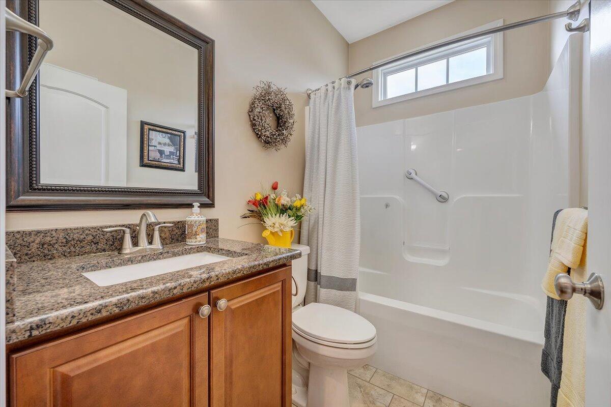 25 Ventura CT