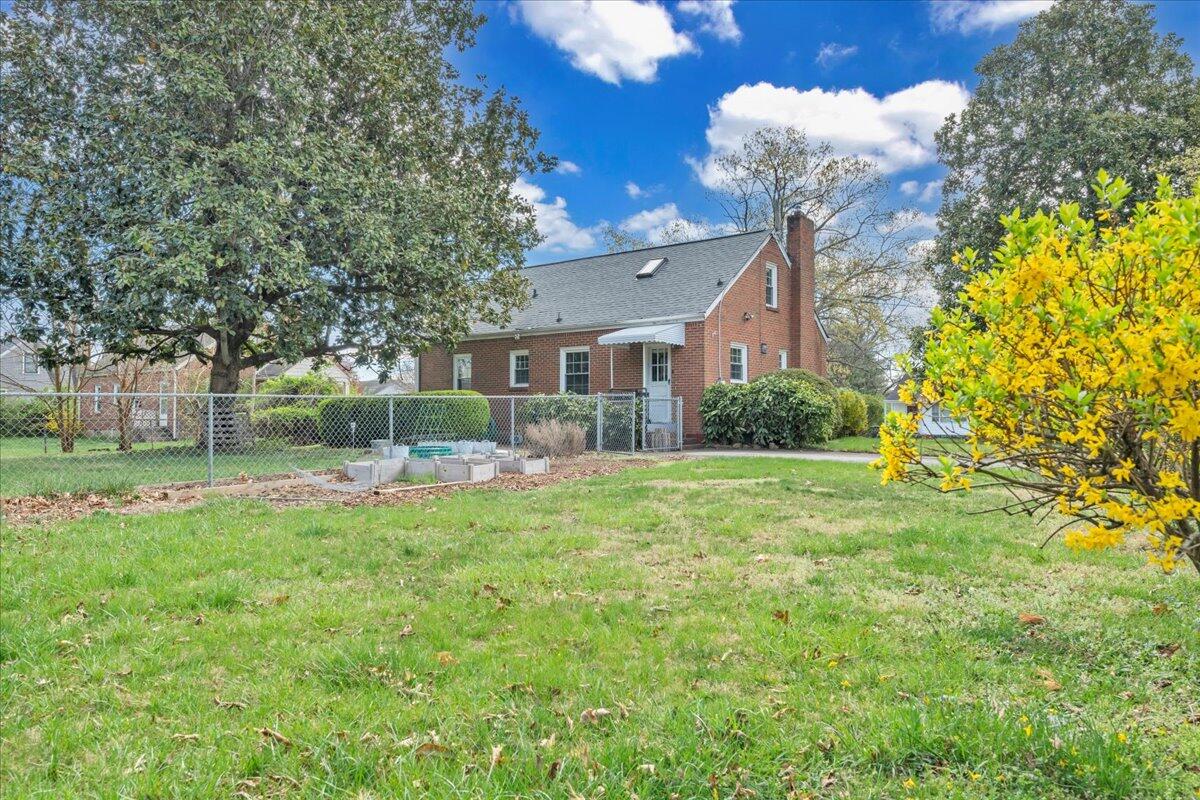 3438 Birchlawn AVE NW