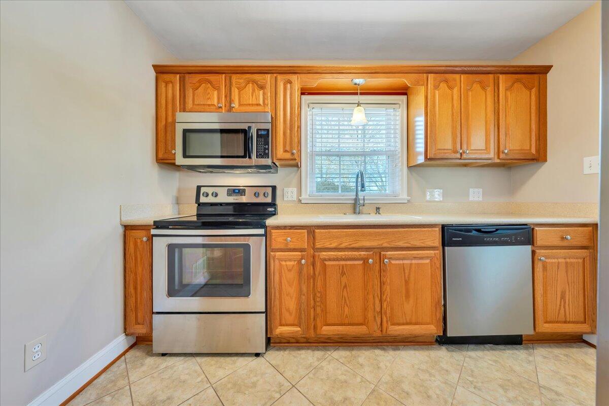 3438 Birchlawn AVE NW