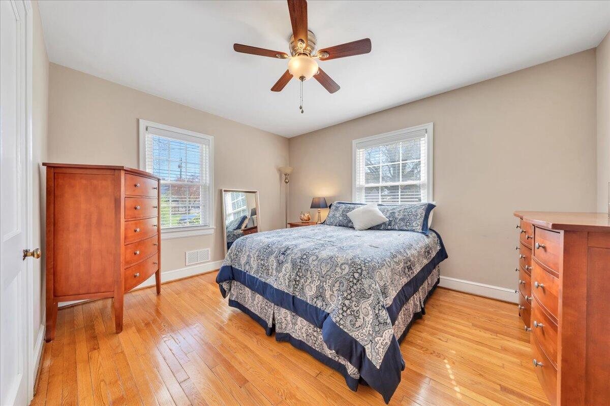 3438 Birchlawn AVE NW