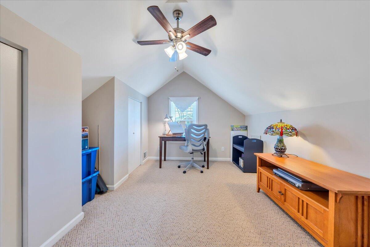 3438 Birchlawn AVE NW