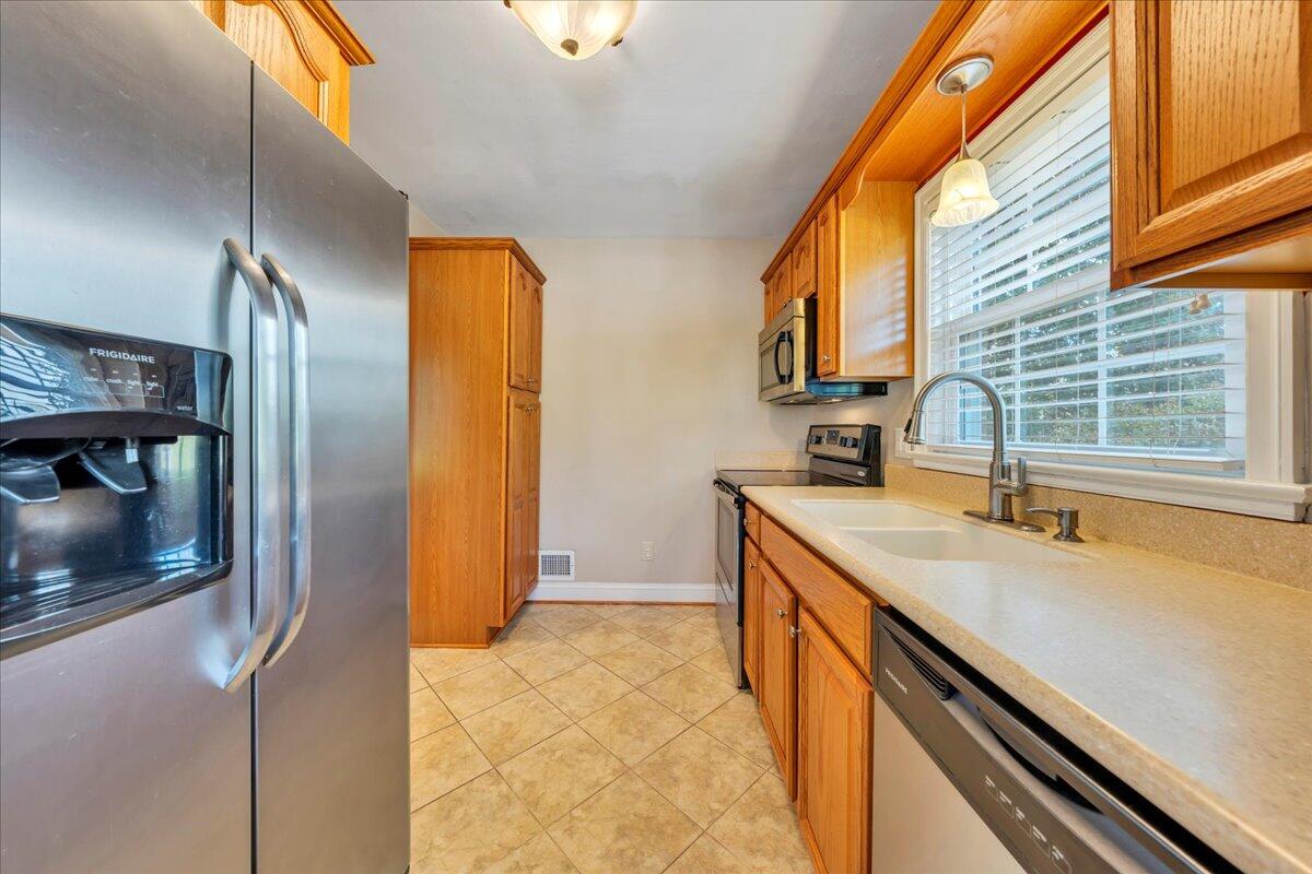 3438 Birchlawn AVE NW