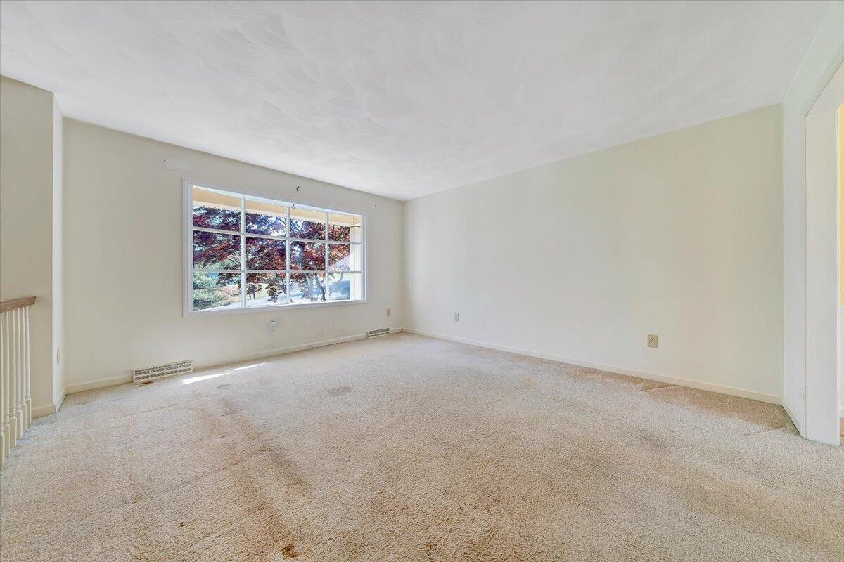 44 Timberline DR