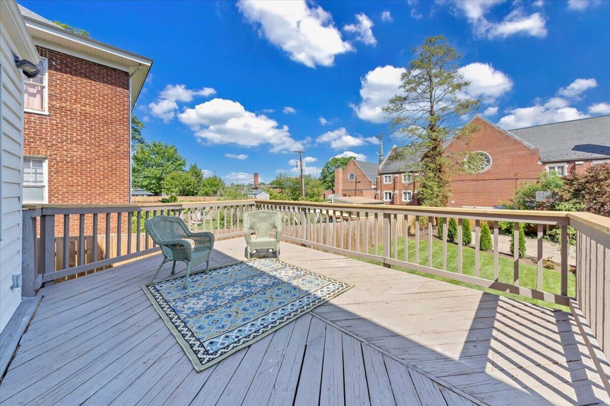 1834 Belleville RD SW