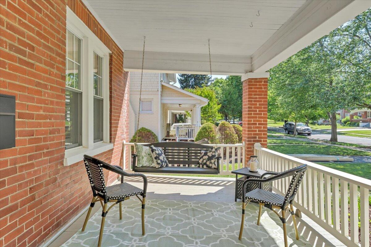 1834 Belleville RD SW