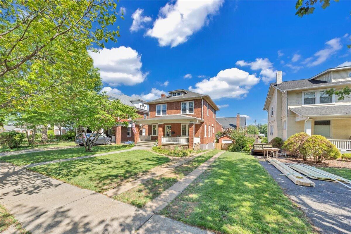 1834 Belleville RD SW