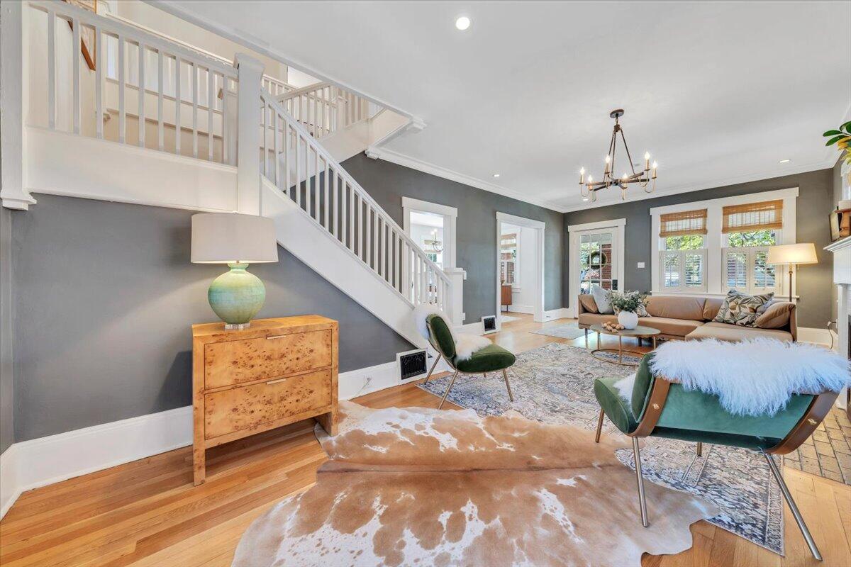 1834 Belleville RD SW