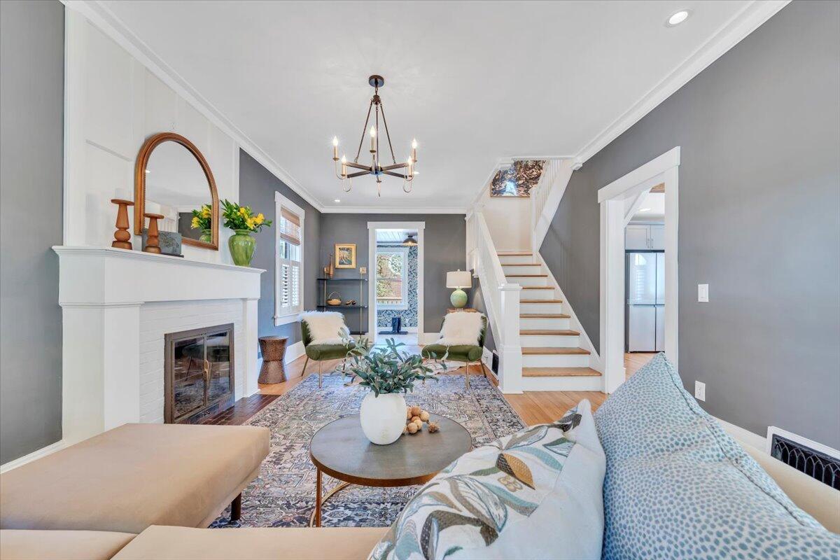 1834 Belleville RD SW