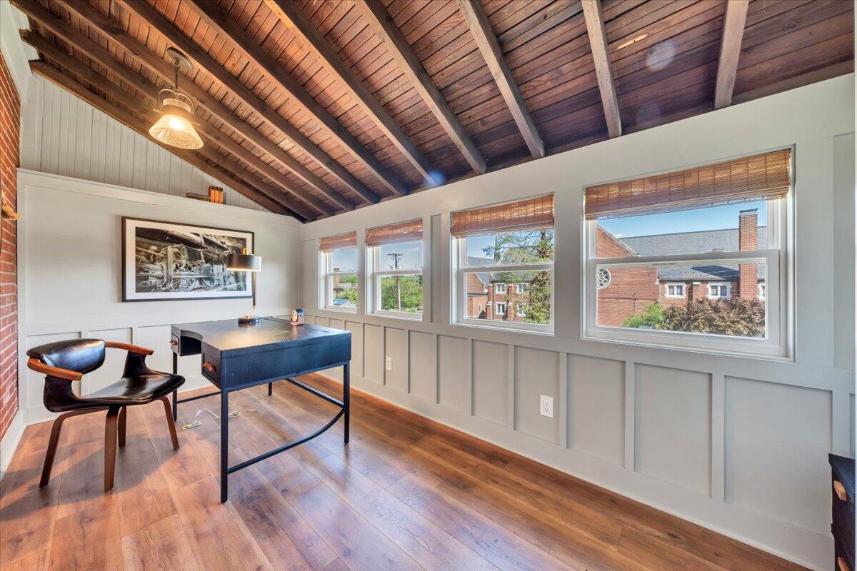 1834 Belleville RD SW