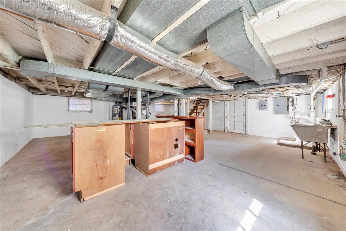 1834 Belleville RD SW