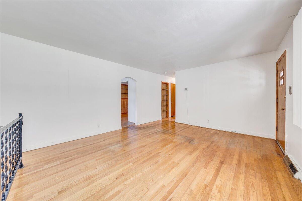 6715 Blacksburg RD