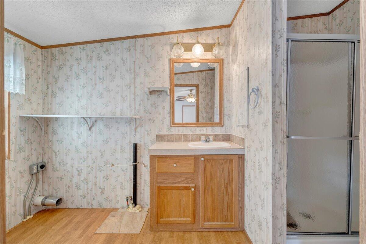 16118 Botetourt RD