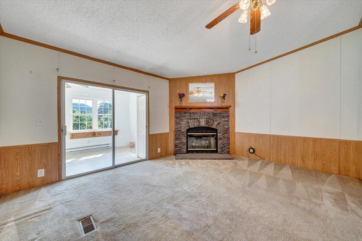 16118 Botetourt RD