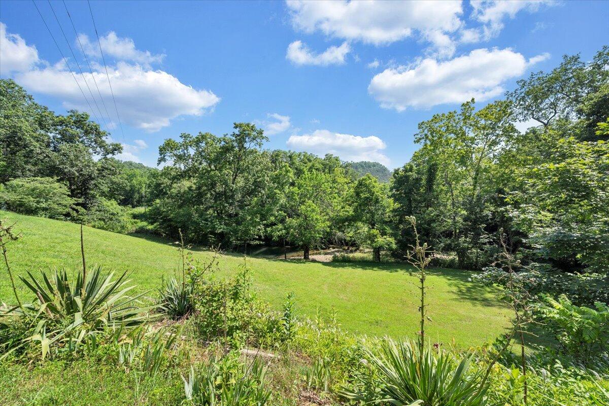 16118 Botetourt RD