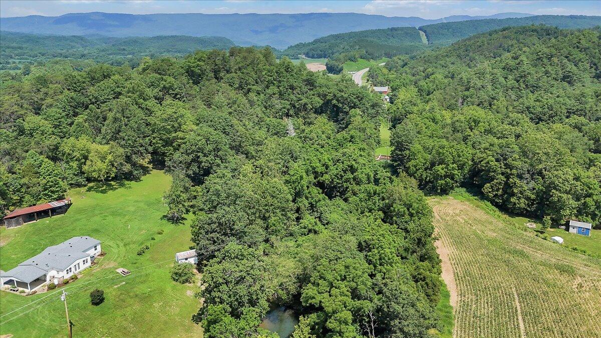 16118 Botetourt RD