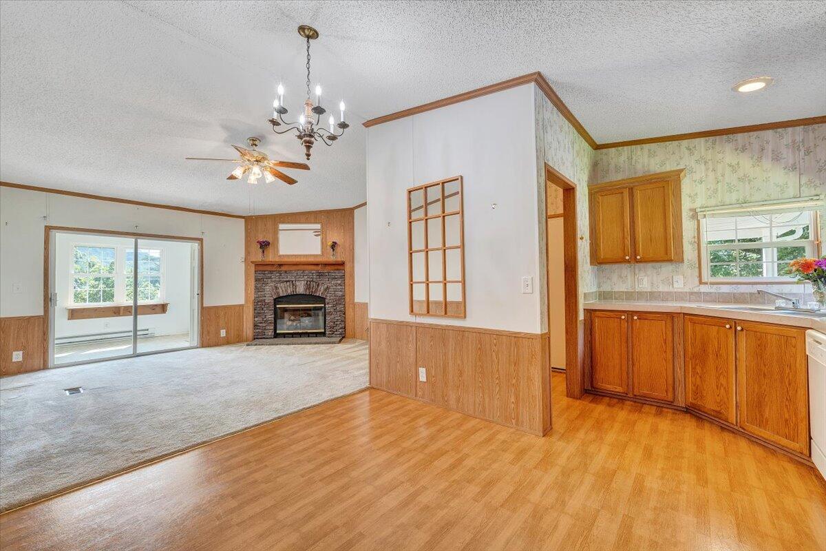 16118 Botetourt RD