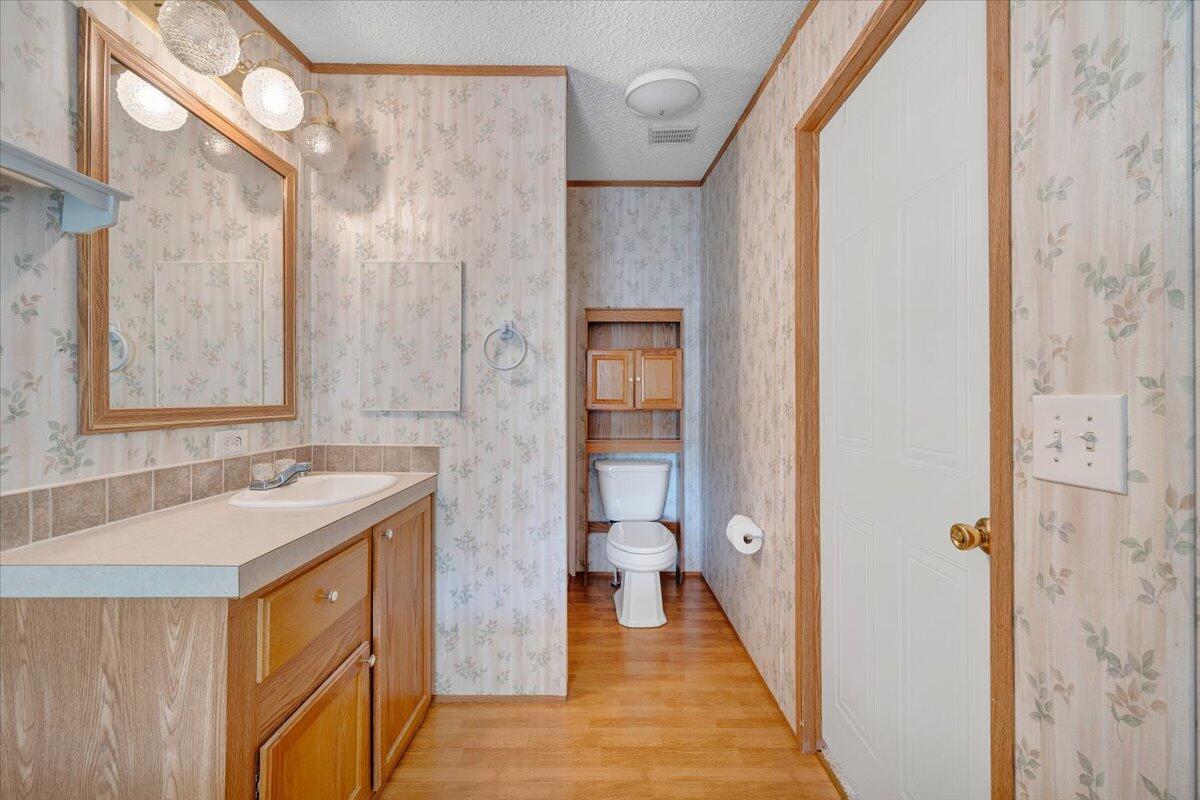 16118 Botetourt RD
