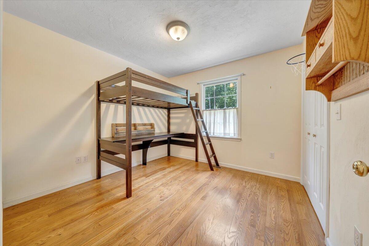 1403 Greyledge RD