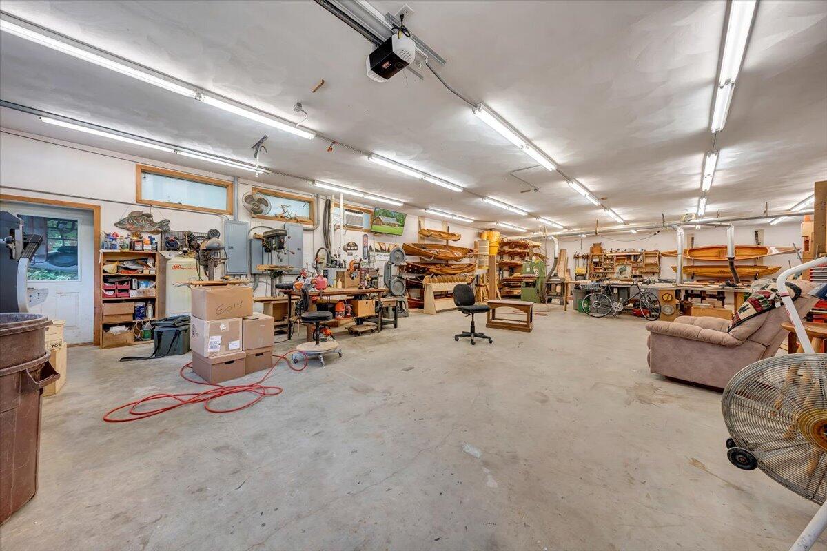 1403 Greyledge RD