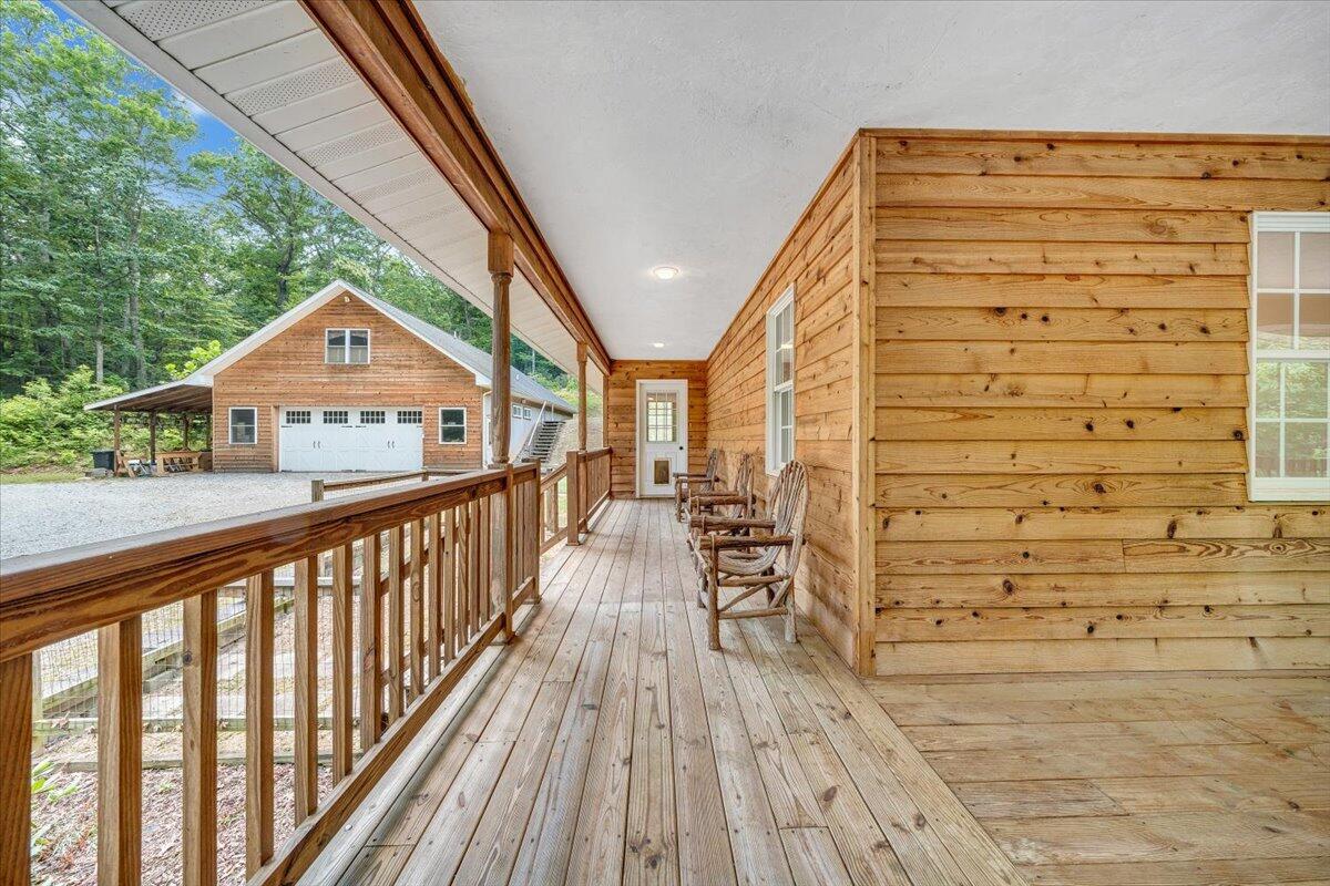 1403 Greyledge RD
