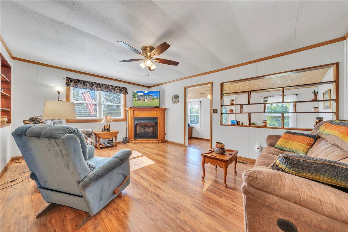 1434 Prease RD