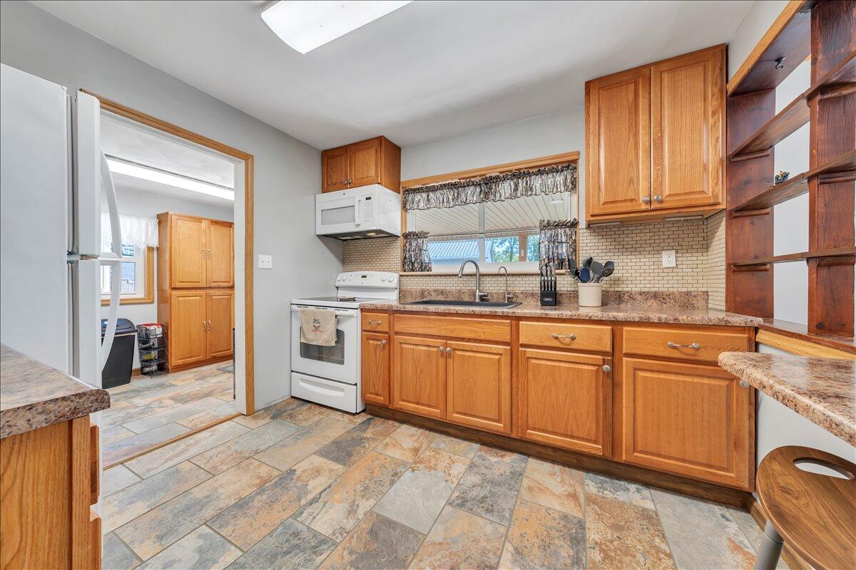 1434 Prease RD