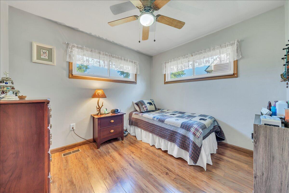 1434 Prease RD