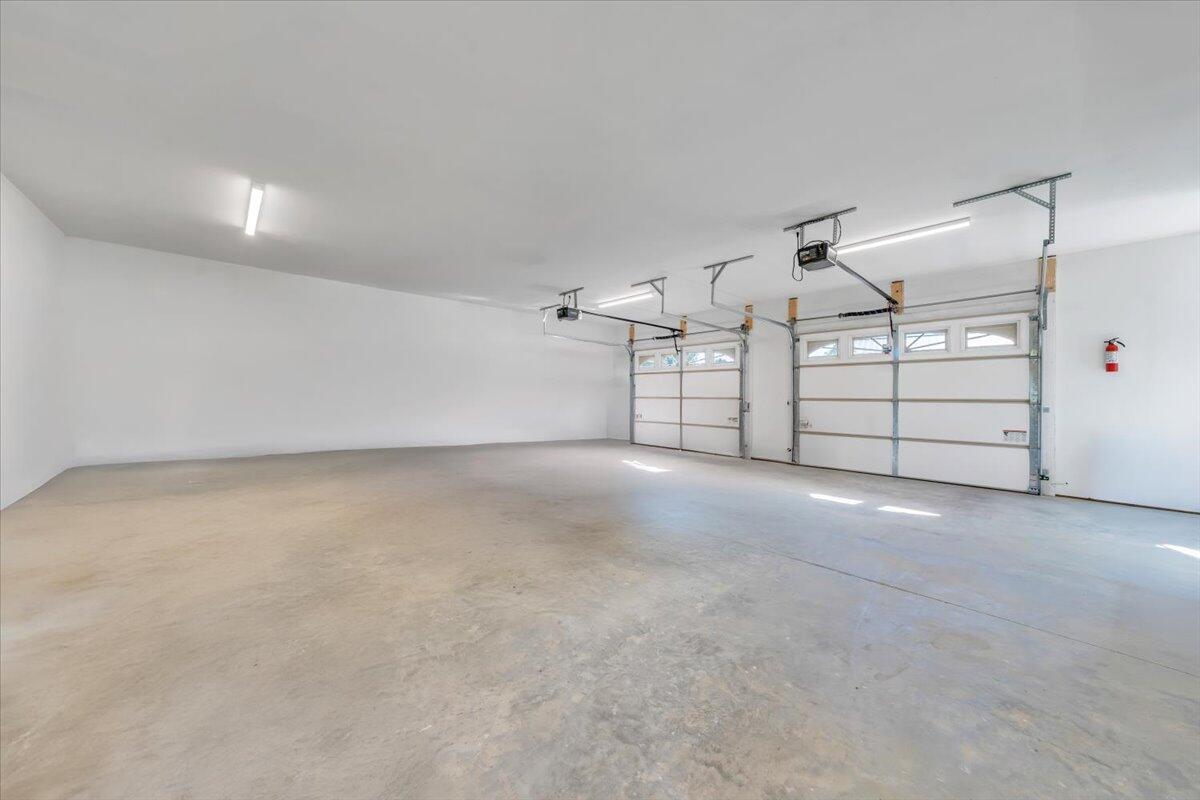 1434 Prease RD