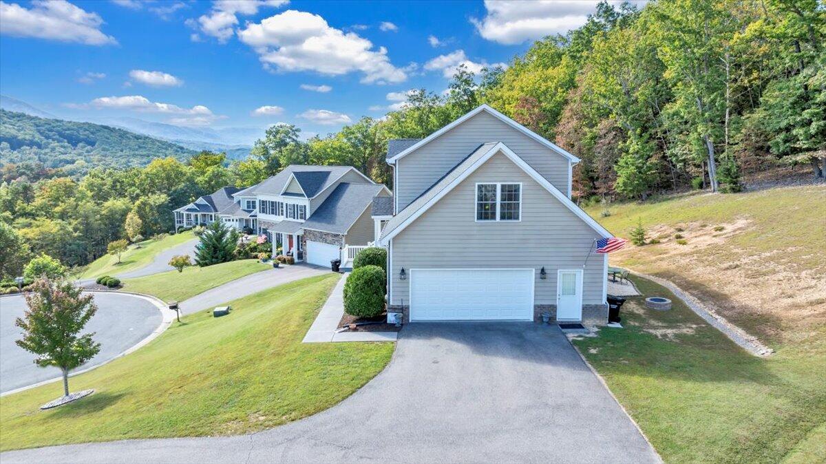 4217 Berkeley Place DR