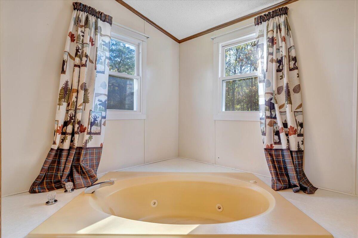 78 Barger Farm LN