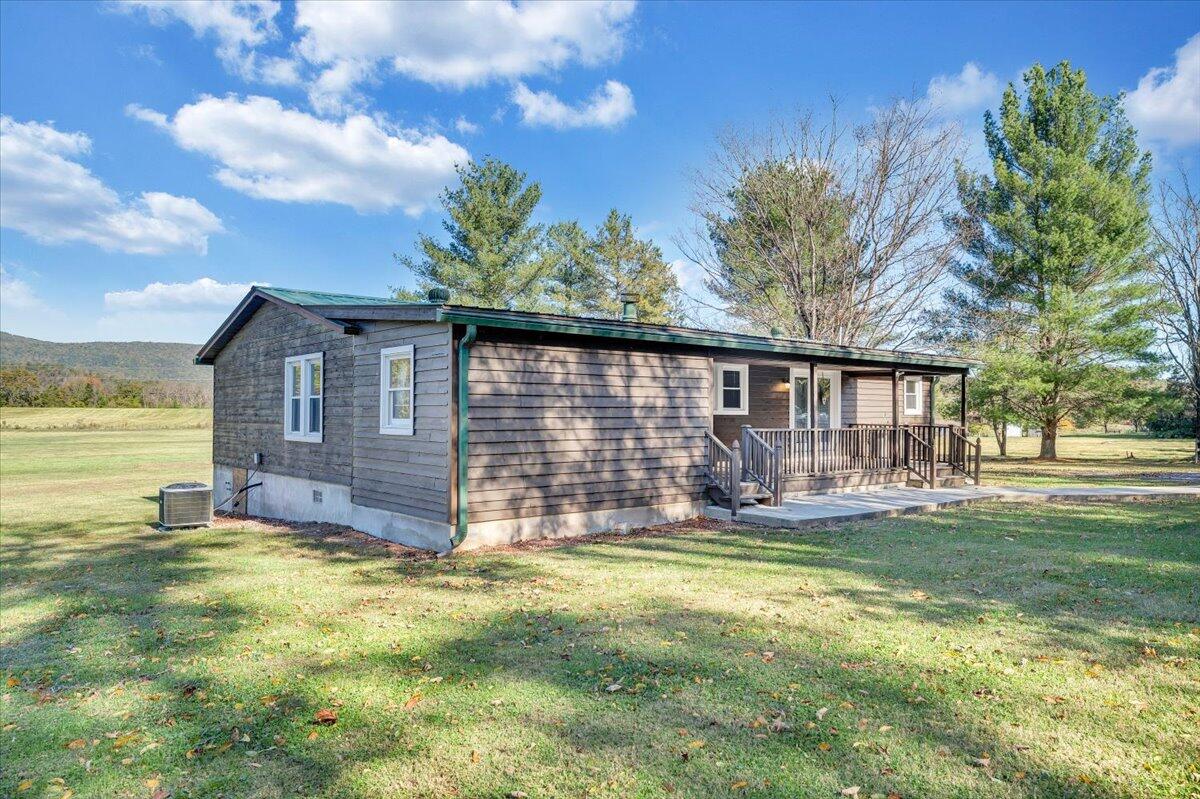 78 Barger Farm LN