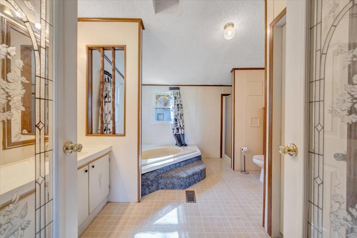 78 Barger Farm LN