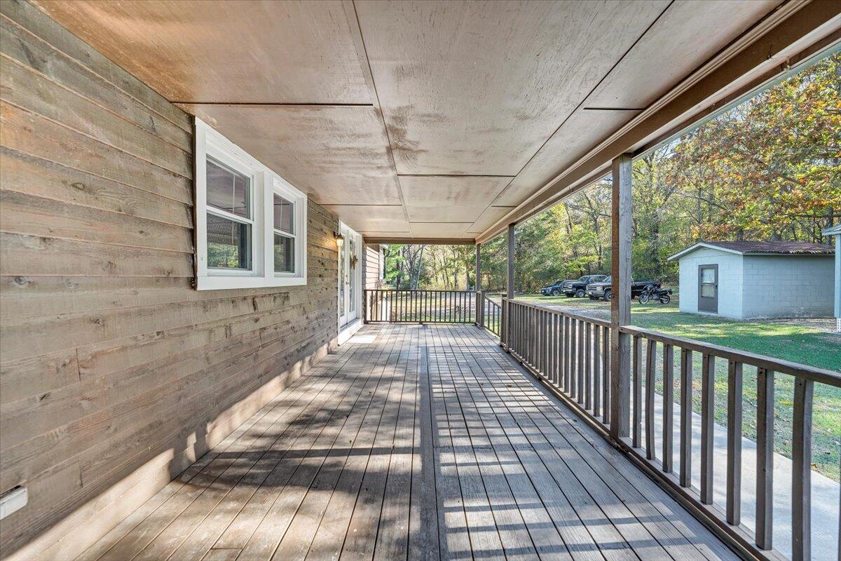 78 Barger Farm LN