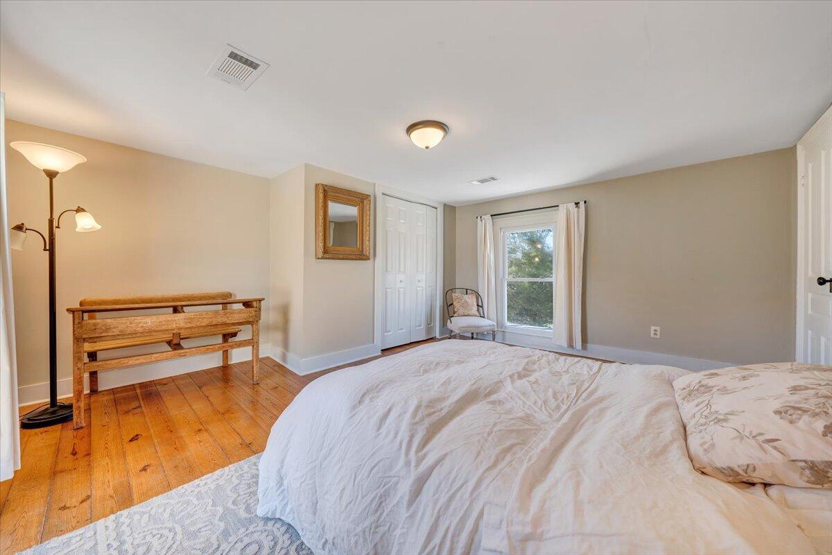 7758 Old Fincastle RD