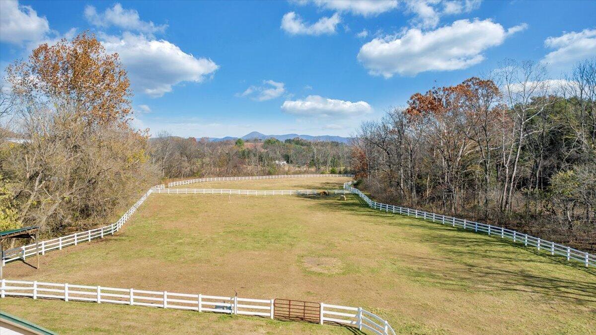 7758 Old Fincastle RD