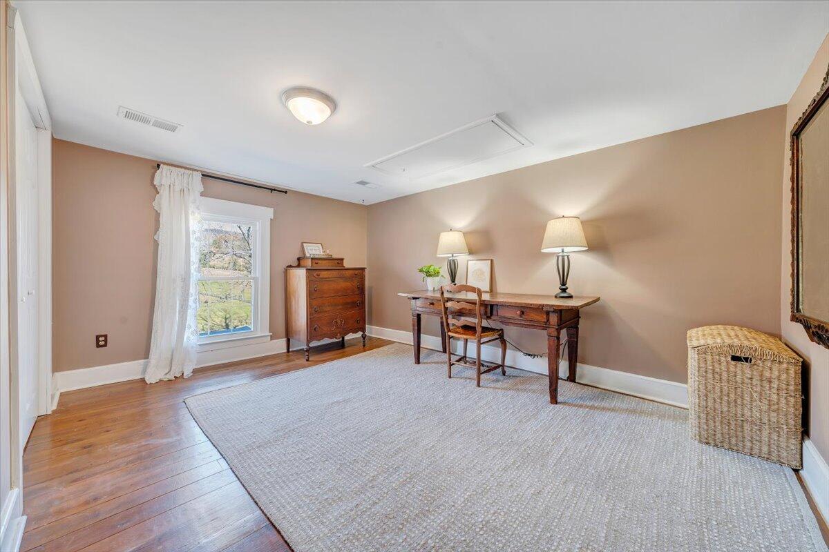 7758 Old Fincastle RD