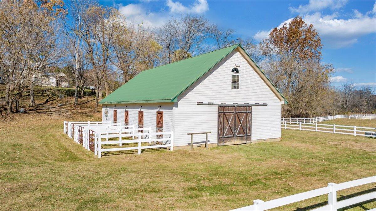 7758 Old Fincastle RD