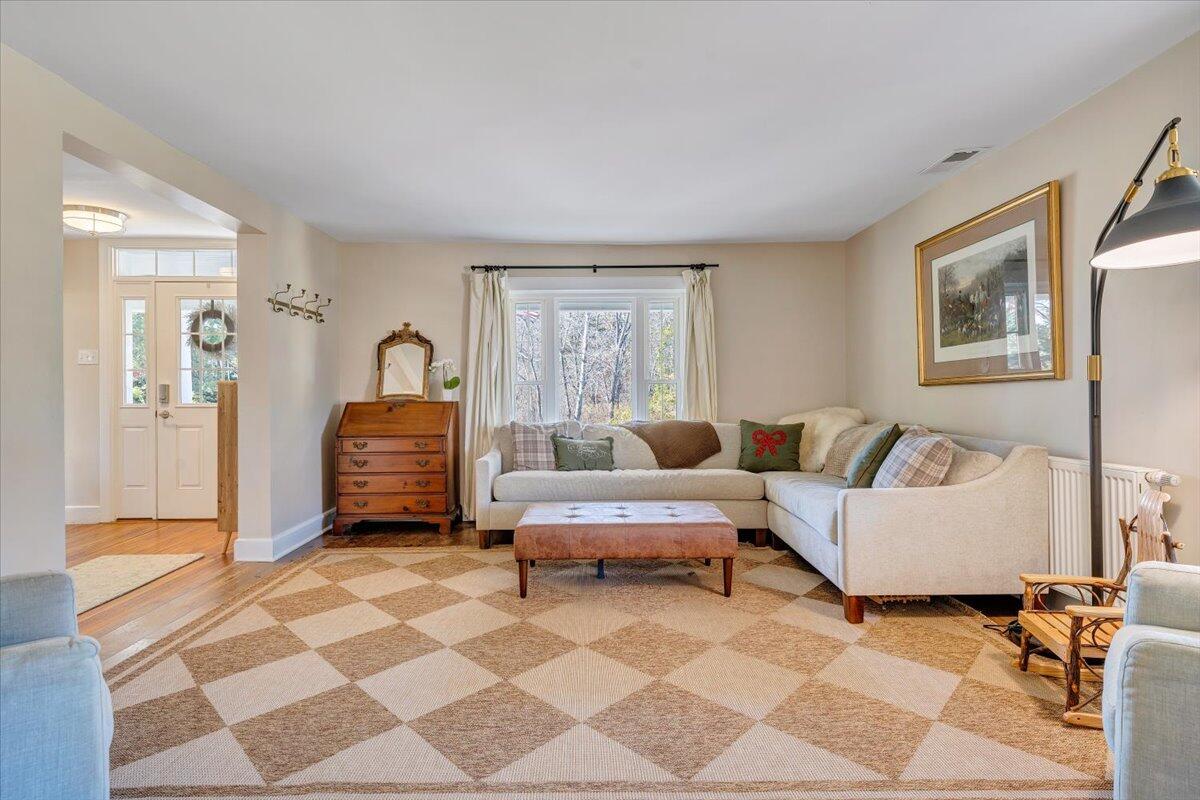 7758 Old Fincastle RD