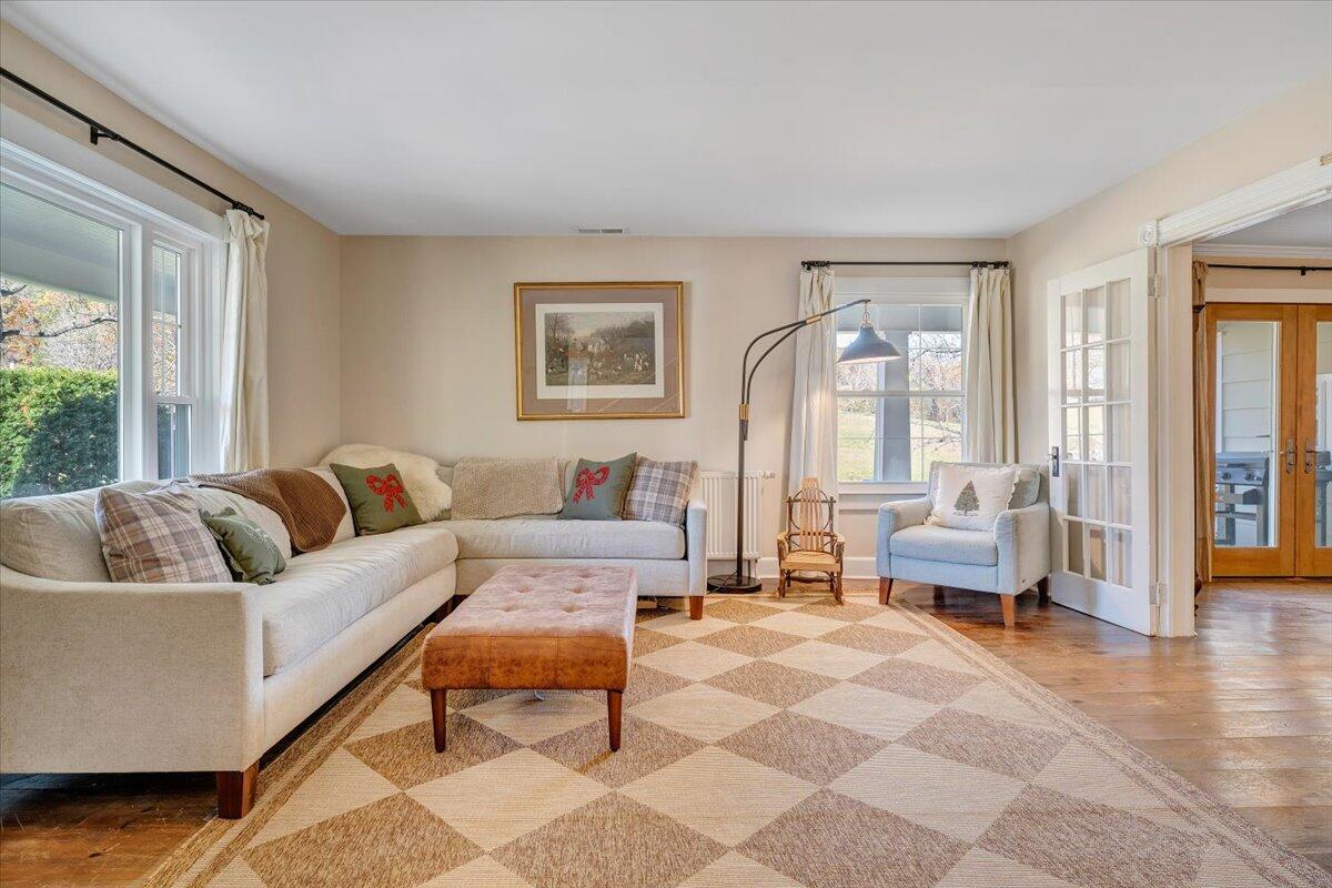 7758 Old Fincastle RD