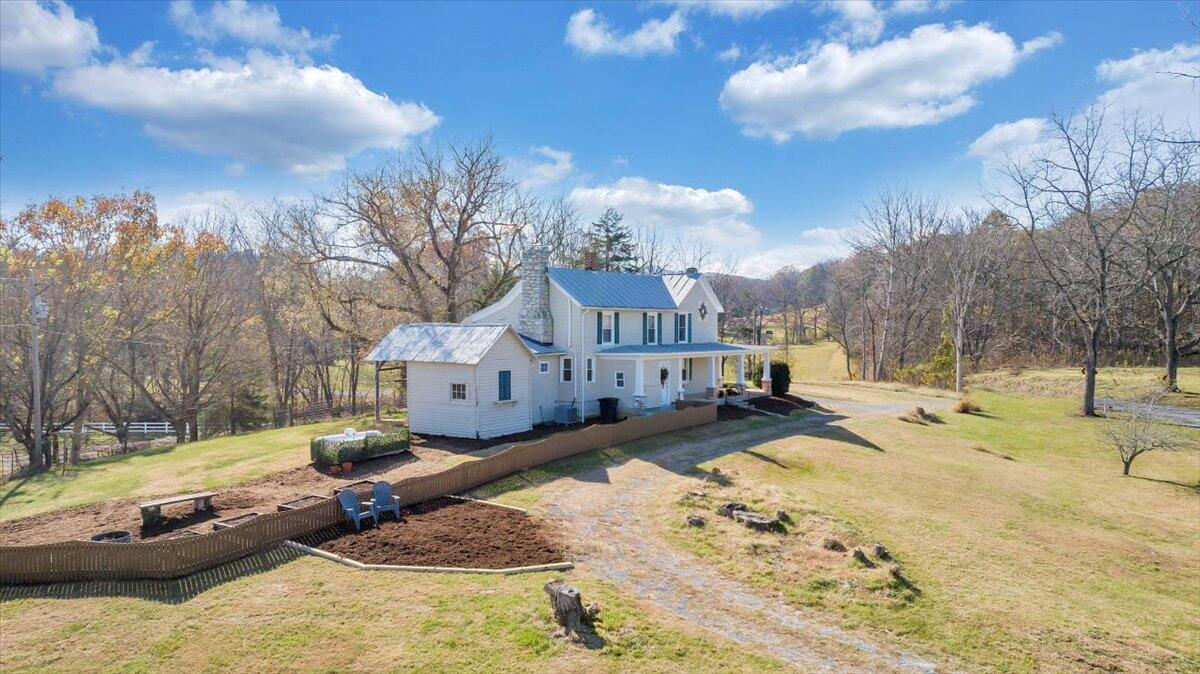 7758 Old Fincastle RD