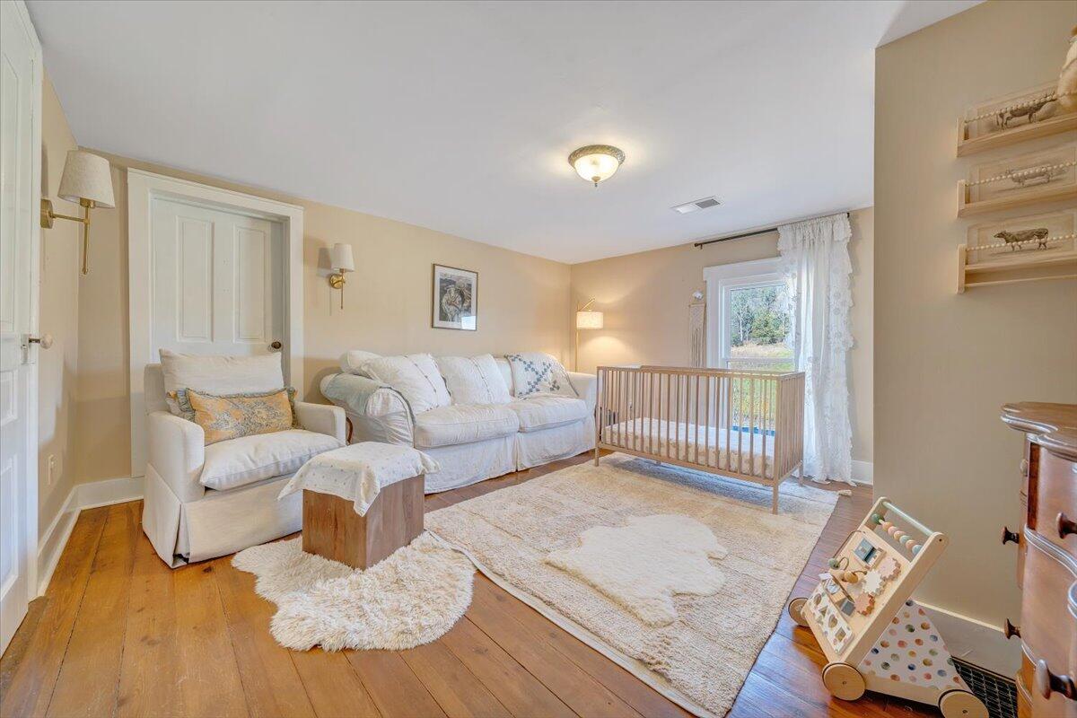 7758 Old Fincastle RD