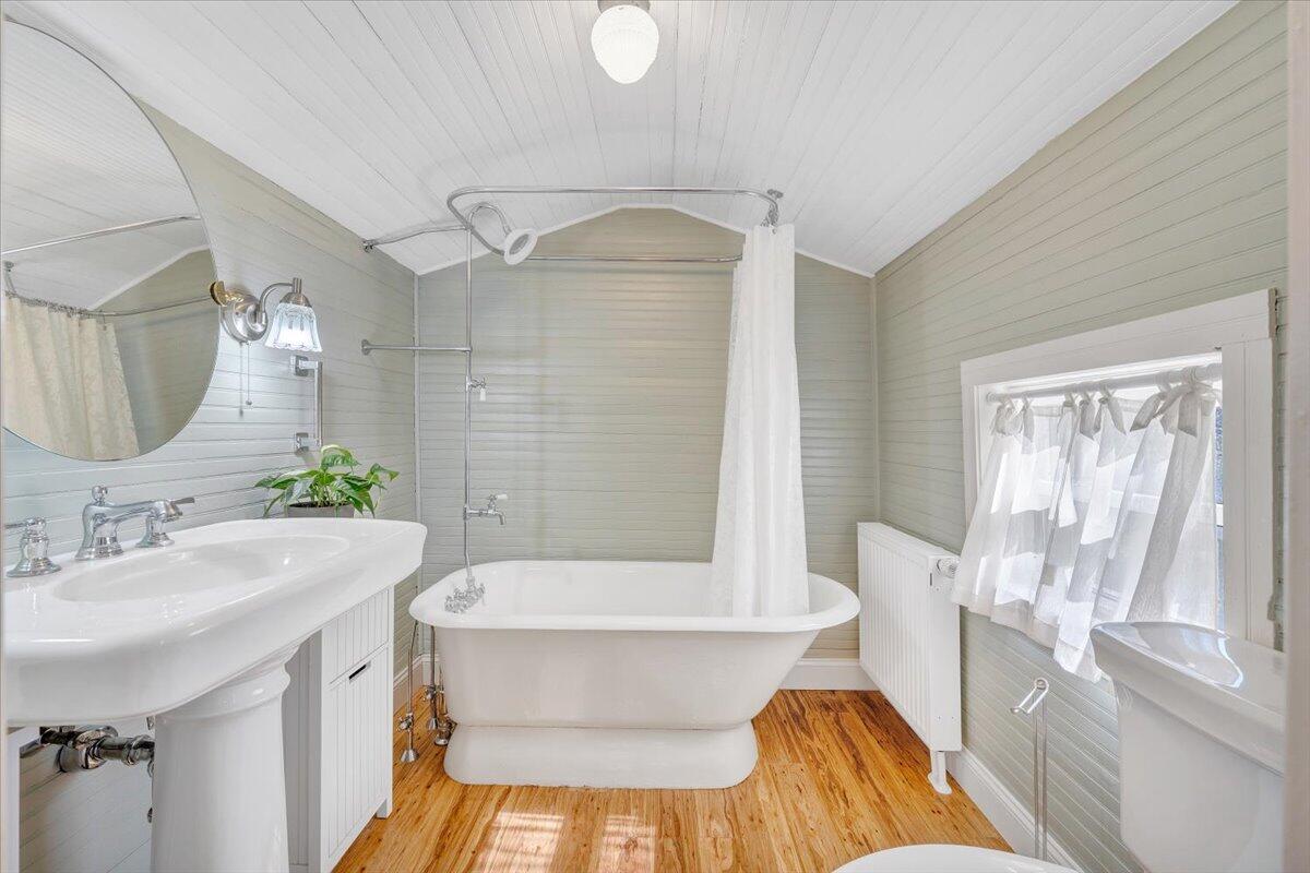 7758 Old Fincastle RD