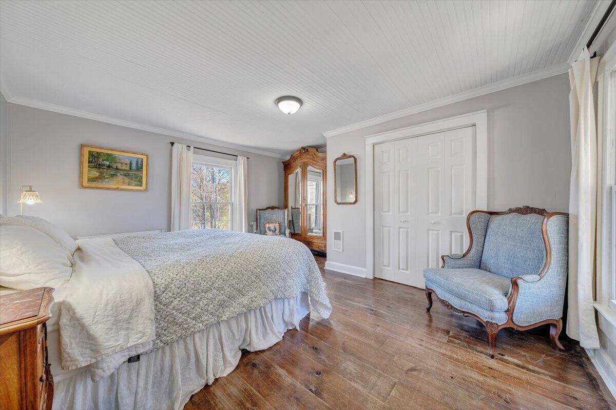 7758 Old Fincastle RD