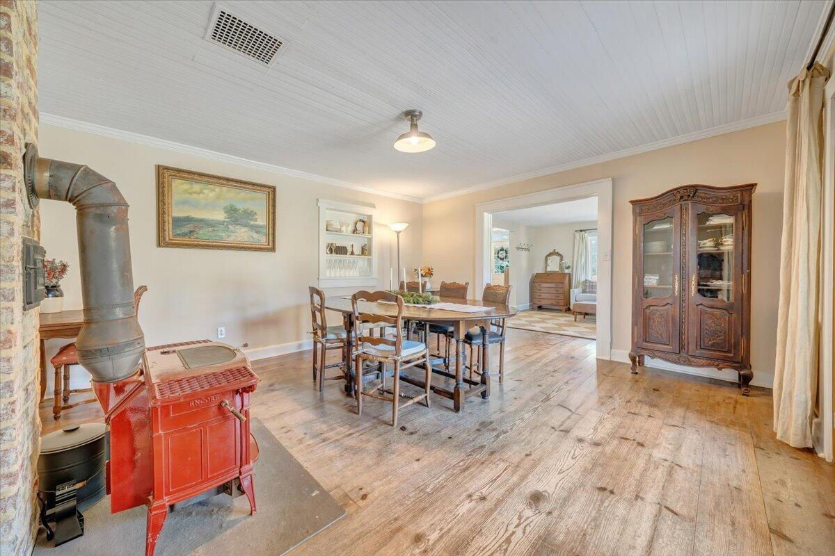 7758 Old Fincastle RD