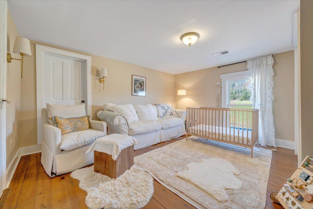 7758 Old Fincastle RD