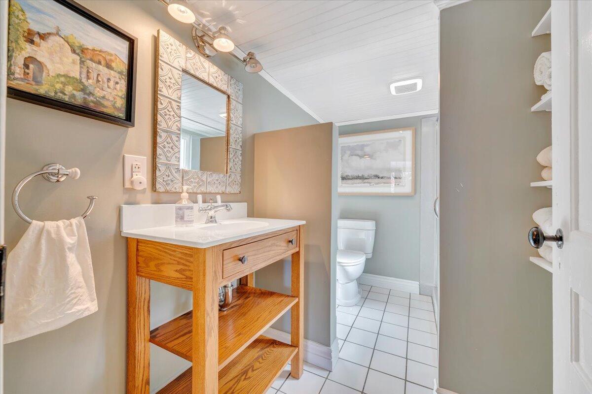 7758 Old Fincastle RD