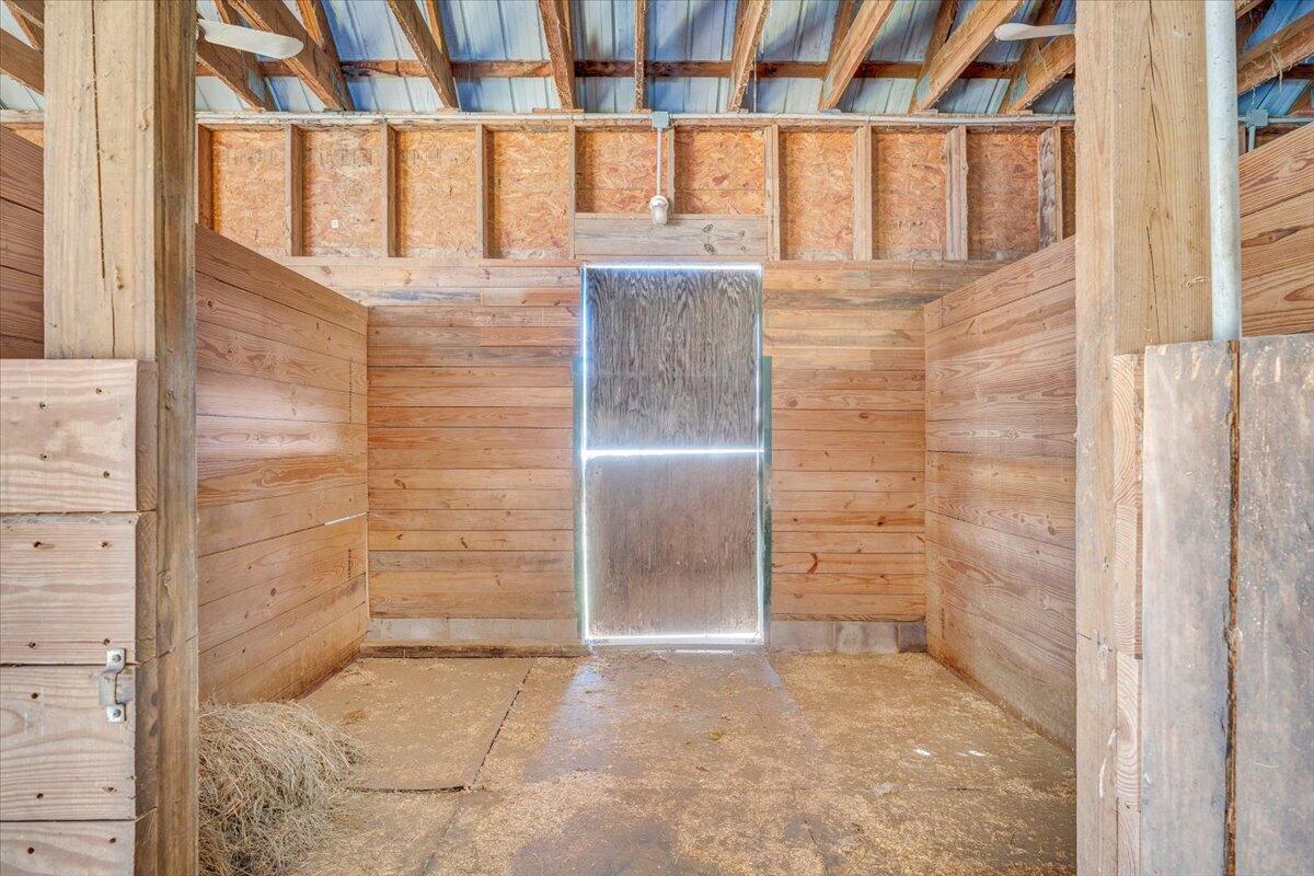 7758 Old Fincastle RD